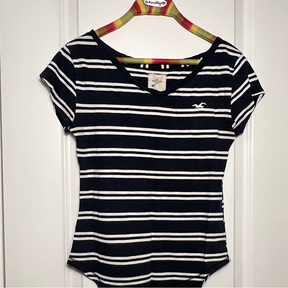 Hollister Women's Navy Striped Top